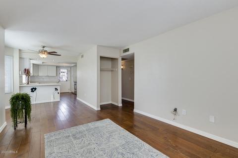 901 E Shobe Dr, Tempe, AZ 85283 photo 3