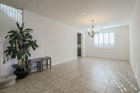 10117 E Satellite Dr, Mesa, AZ 85212 photo 5