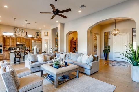 8458 E Laurel St, Mesa, AZ 85207 photo 6
