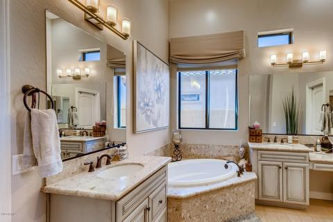 8458 E Laurel St, Mesa, AZ 85207 photo 23