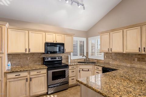 2833 E Pontiac Dr, Phoenix, AZ 85050 photo 8