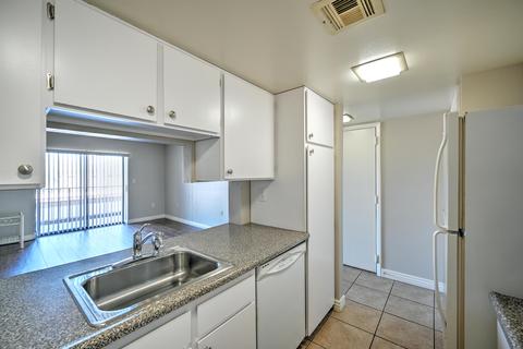3033 E Devonshire Ave #2025, Phoenix, AZ 85016 photo 9