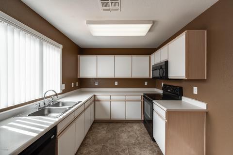 10435 E Arcadia Ave, Mesa, AZ 85208 photo 2