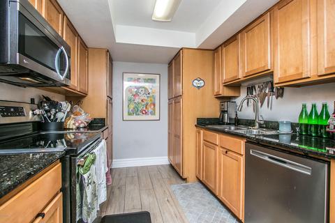 3825 E Camelback Rd #167, Phoenix, AZ 85018 photo 12
