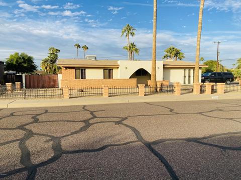 3748 E Sahuaro Dr, Phoenix, AZ 85028 photo 3