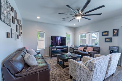 2389 E Flintlock Dr, Gilbert, AZ 85298 photo 3