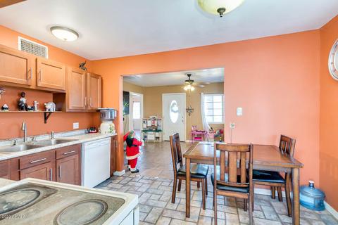 449 E 3rd St, Mesa, AZ 85203 photo 9