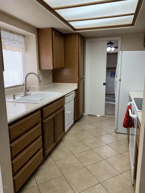 3317 E Siesta Ln, Phoenix, AZ 85050 photo 8