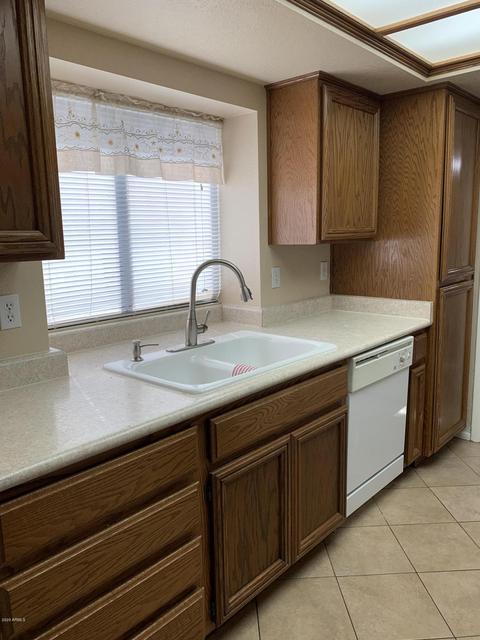 3317 E Siesta Ln, Phoenix, AZ 85050 photo 11