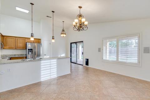 2011 E Daley Ln, Phoenix, AZ 85024 photo 14