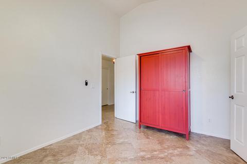 2011 E Daley Ln, Phoenix, AZ 85024 photo 9
