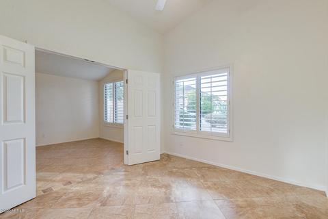 2011 E Daley Ln, Phoenix, AZ 85024 photo 10