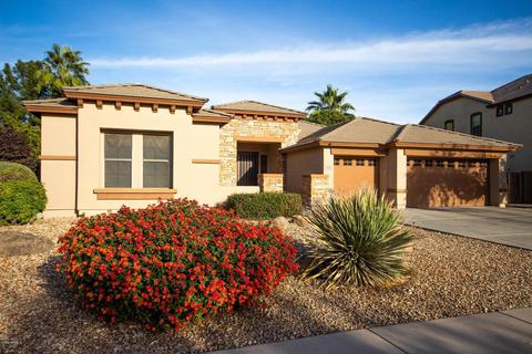 929 N Thunderbird Ave, Gilbert, AZ 85234 photo 1