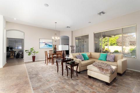 929 N Thunderbird Ave, Gilbert, AZ 85234 photo 4
