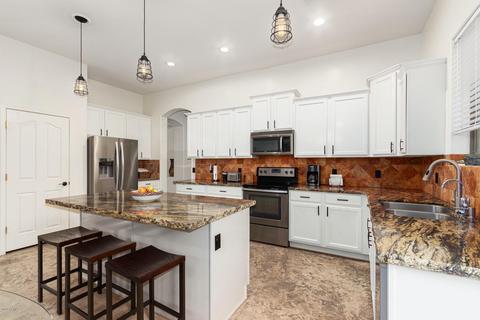 929 N Thunderbird Ave, Gilbert, AZ 85234 photo 12