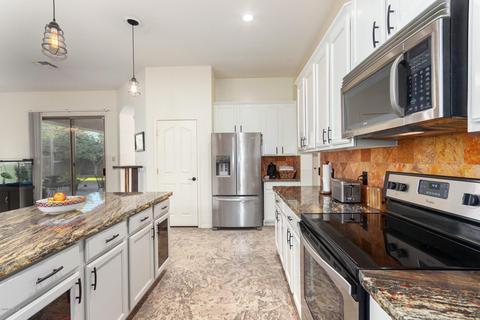 929 N Thunderbird Ave, Gilbert, AZ 85234 photo 18