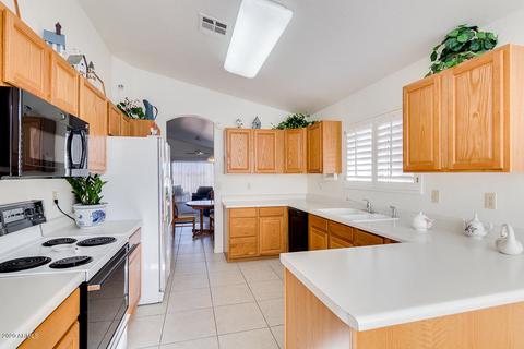 4628 E Shomi St, Phoenix, AZ 85044 photo 6