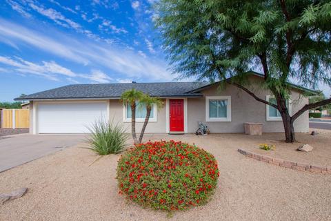4116 E Sharon Dr, Phoenix, AZ 85032 photo 1