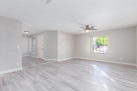 3723 E Clovis Ave, Mesa, AZ 85206 photo 4