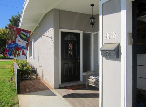 3818 E Laurel Ln, Phoenix, AZ 85028 photo 2