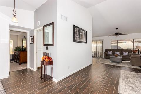 910 E Bluefield Ave, Phoenix, AZ 85022 photo 6