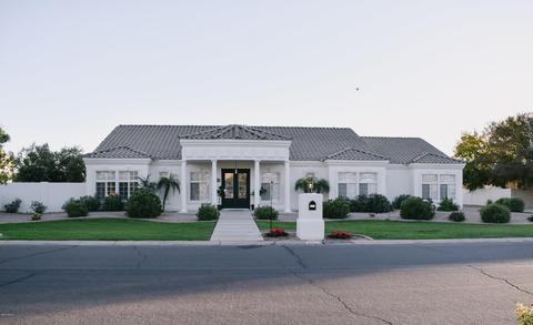 3057 E Robin Ln, Gilbert, AZ 85296 photo 1