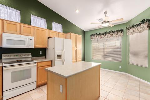 4668 E Peartree Ln, Gilbert, AZ 85298 photo 6