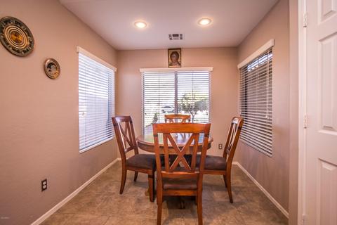 890 S Silverado St, Gilbert, AZ 85296 photo 5