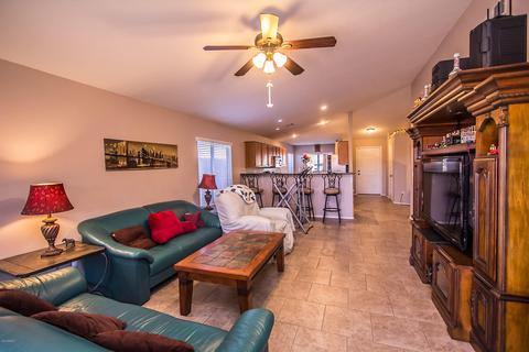890 S Silverado St, Gilbert, AZ 85296 photo 2