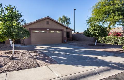 890 S Silverado St, Gilbert, AZ 85296 photo 1
