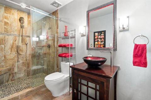 702 E Tuckey Ln, Phoenix, AZ 85014 photo 17