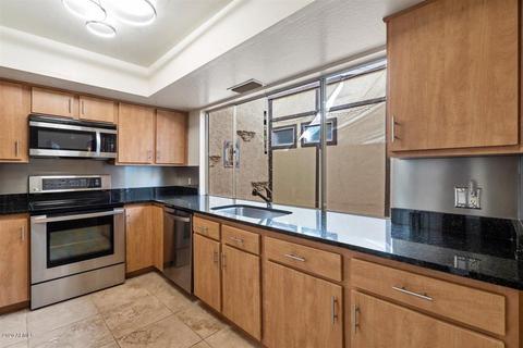 702 E Tuckey Ln, Phoenix, AZ 85014 photo 11