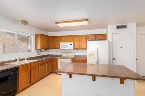 1912 E Saint Anne Ave, Phoenix, AZ 85042 photo 2