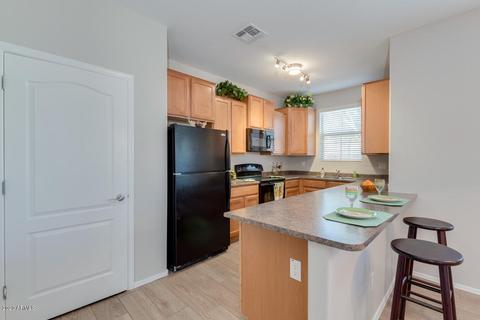 4387 E Selena Dr, Phoenix, AZ 85050 photo 13