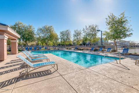 4387 E Selena Dr, Phoenix, AZ 85050 photo 9