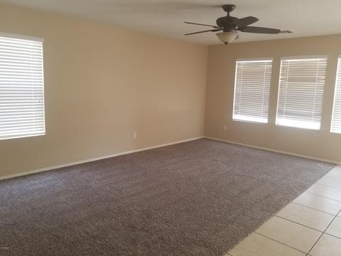 2709 S Southwind Dr, Gilbert, AZ 85295 photo 3