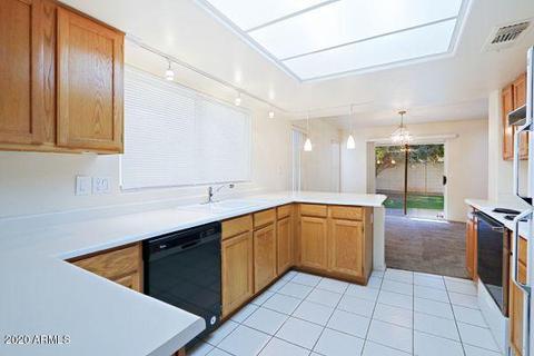 1355 E Helena Dr, Phoenix, AZ 85022 photo 3