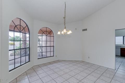 4054 E Knox Rd, Phoenix, AZ 85044 photo 8