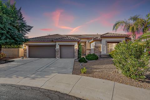 6754 S Seneca Way, Gilbert, AZ 85298 photo 2