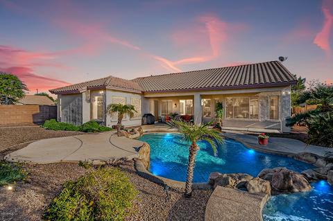 6754 S Seneca Way, Gilbert, AZ 85298 photo 1