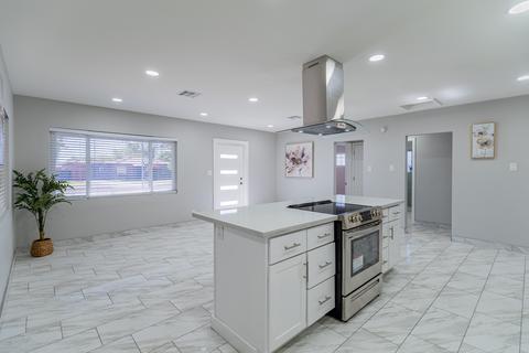 4235 N 4th Ave NW, Phoenix, AZ 85013 photo 16