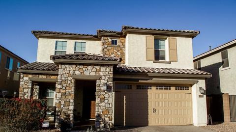 2752 E Runaway Bay Pl, Gilbert, AZ 85298 photo 3