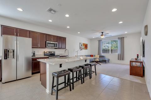 302 N 79th Pl, Mesa, AZ 85207 photo 4