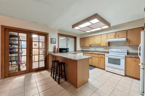 6964 W Wolf St, Phoenix, AZ 85033 photo 6