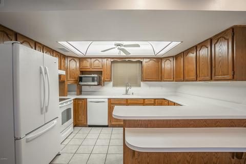 1013 E Campus Dr, Tempe, AZ 85282 photo 2