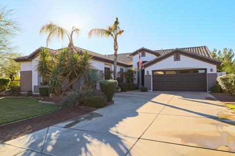881 E Toledo St, Gilbert, AZ 85295 photo 3