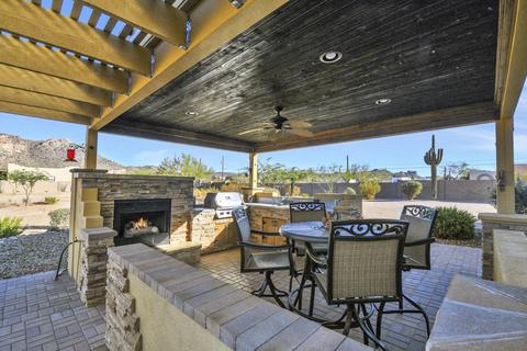 370 E Canyon St, Apache Junction, AZ 85119 photo 2