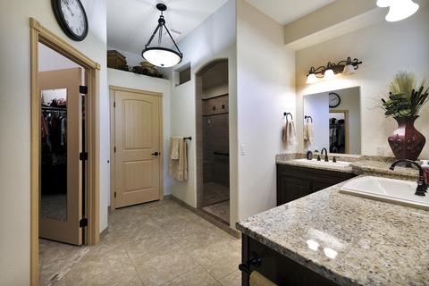 370 E Canyon St, Apache Junction, AZ 85119 photo 12