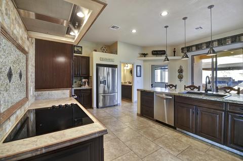 370 E Canyon St, Apache Junction, AZ 85119 photo 6