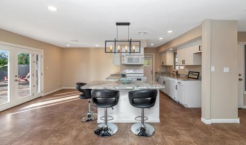 1405 E La Jolla Dr, Tempe, AZ 85282 photo 2